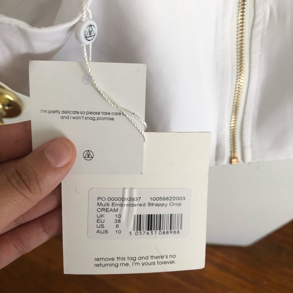 Embroidered Strappy Crop Top - Picture 6 of 8